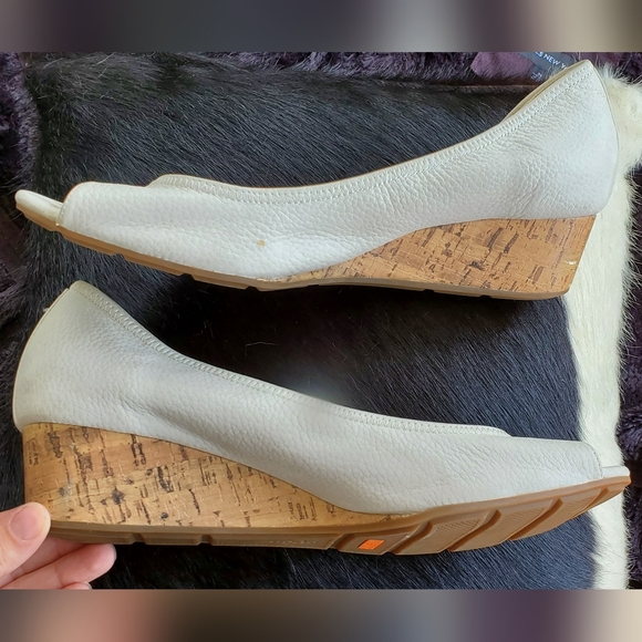 Cole Haan Nike Air Women's Wedge Peep Toe Espedrille Shoes in Cream Sz 11 - Picture 1 of 8
